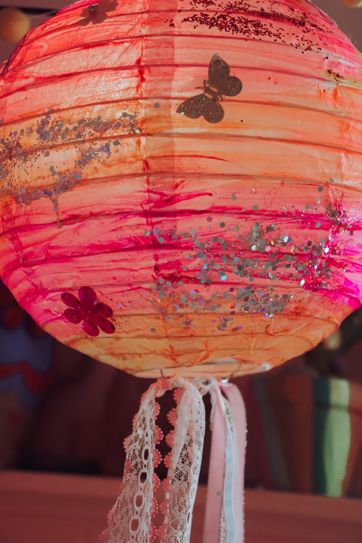 Spring Neon Lantern - Thursday 3rd October 11am - 12pm (age 4+)