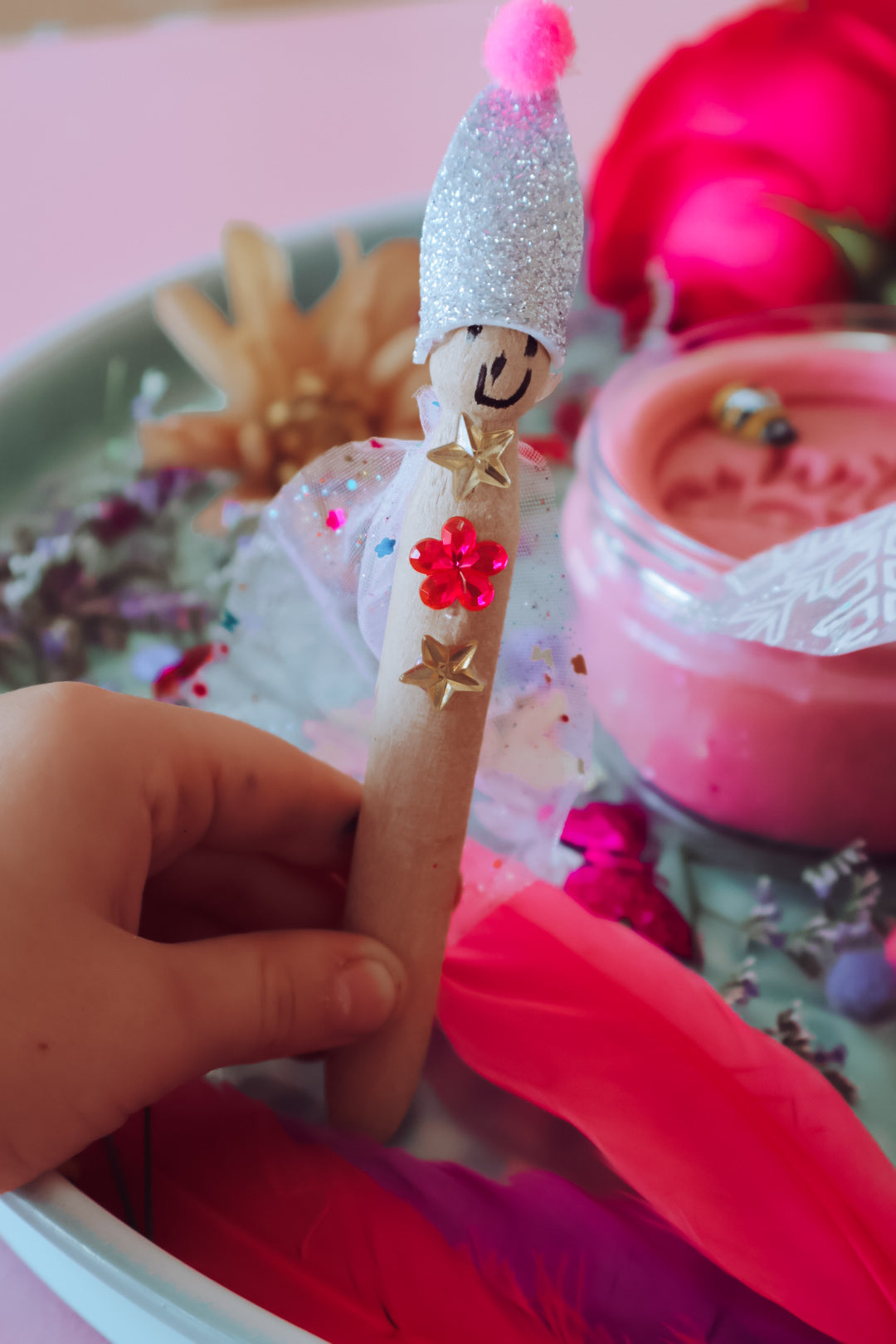 Thursday 8th May 10am onwards Mother’s Day Playdough Club – Mums & Bubs (Ages 2+)