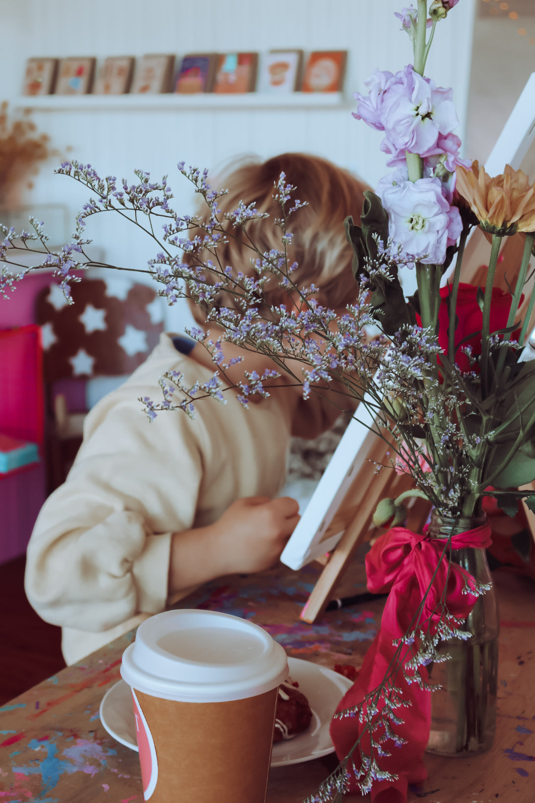 Saturday 10th May 10:30-12pm Mum & Me – Flower Arrangement + Still Life Painting Morning Tea with “Hello Blossom” flowers