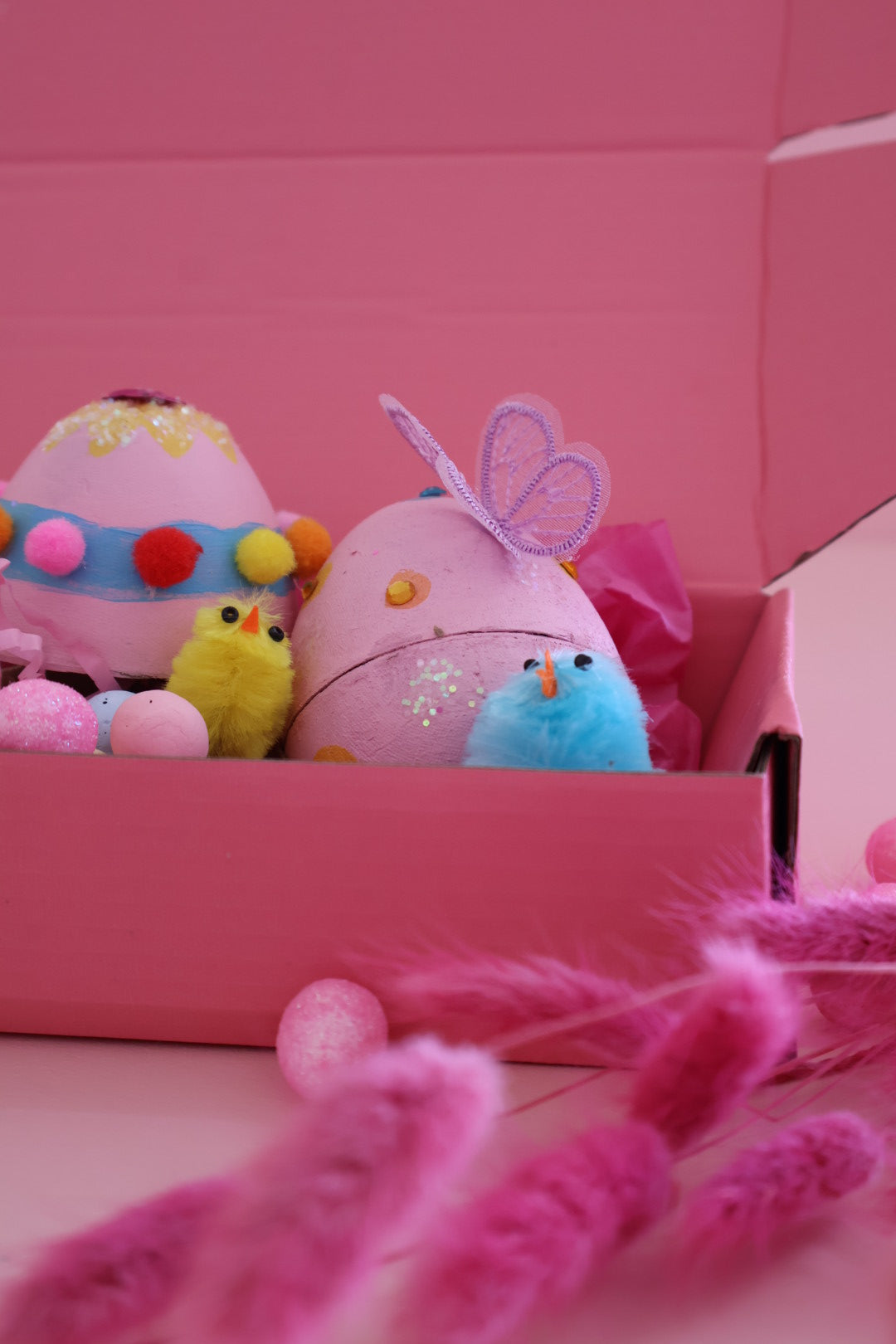 Easter Egg Paint and Stuff Box (3yrs+) 10:30 -11:30am - Wednesday 16th April