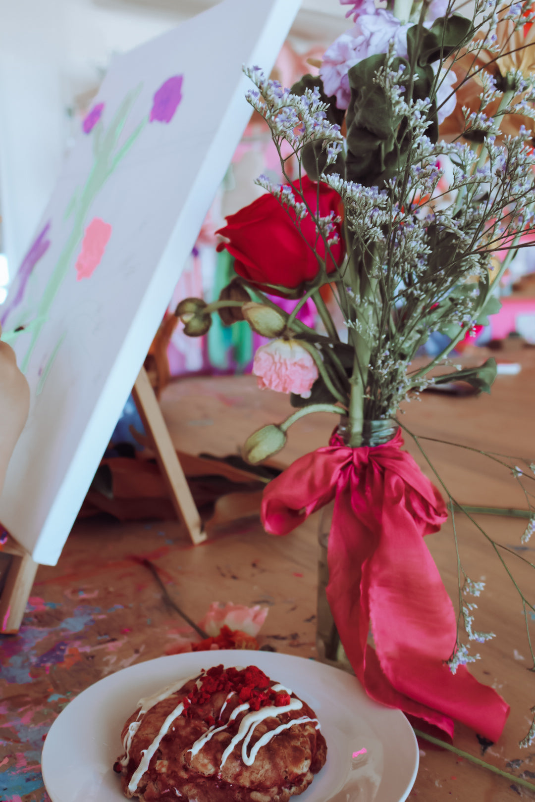 Saturday 10th May 10:30-12pm Mum & Me – Flower Arrangement + Still Life Painting Morning Tea with “Hello Blossom” flowers