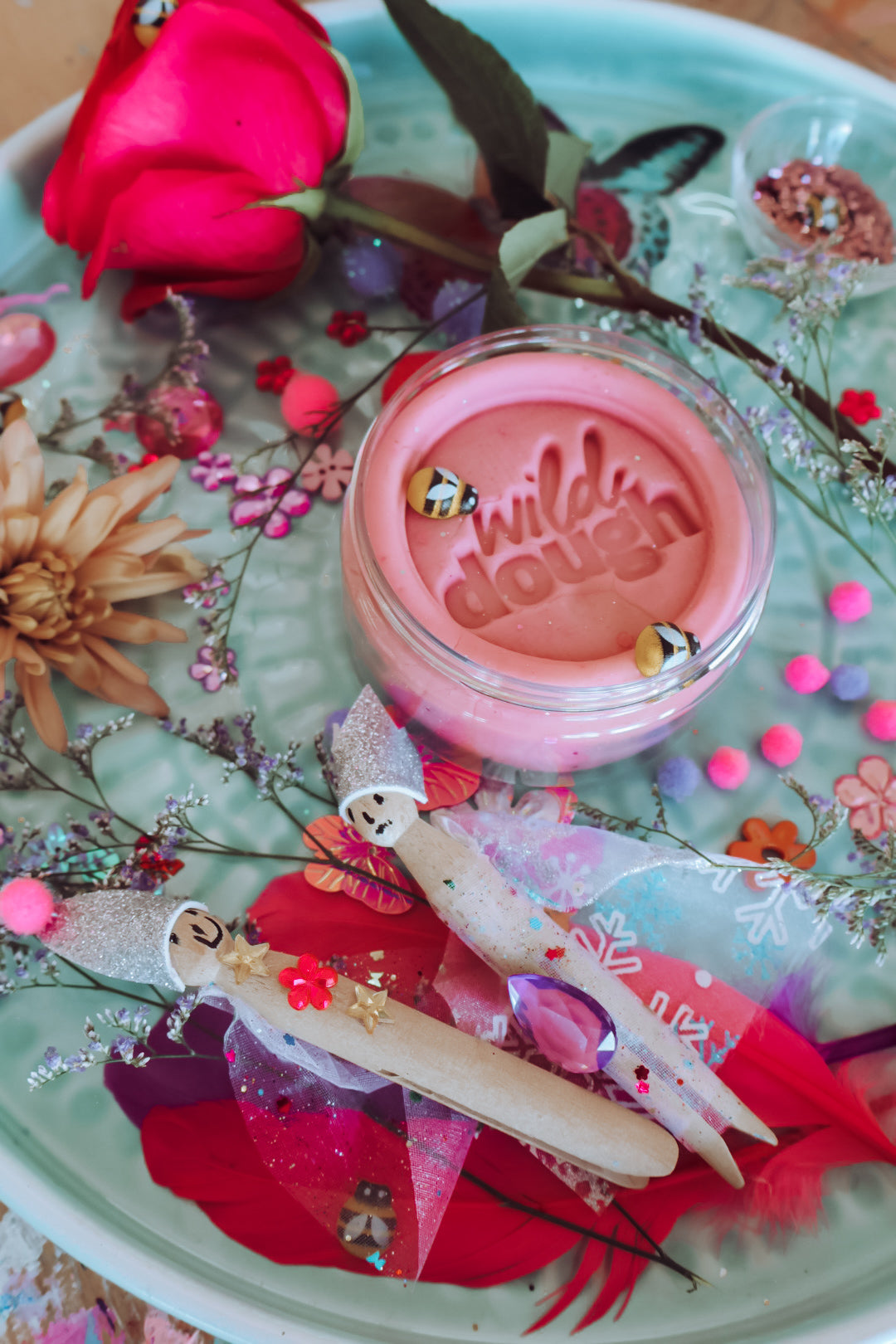Thursday 8th May 10am onwards Mother’s Day Playdough Club – Mums & Bubs (Ages 2+)