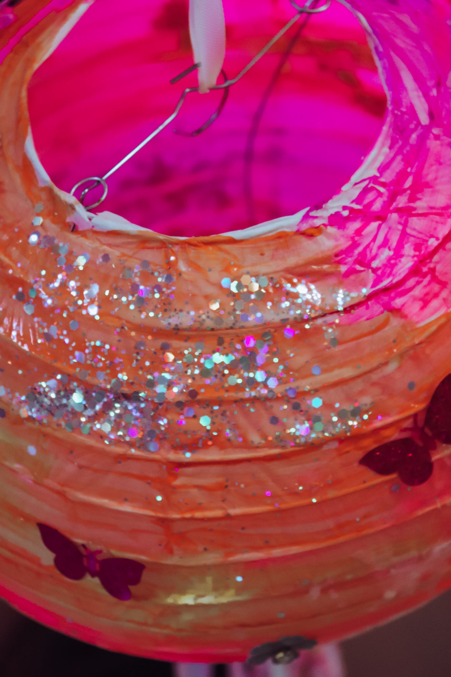 Spring Neon Lantern - Thursday 3rd October 11am - 12pm (age 4+)