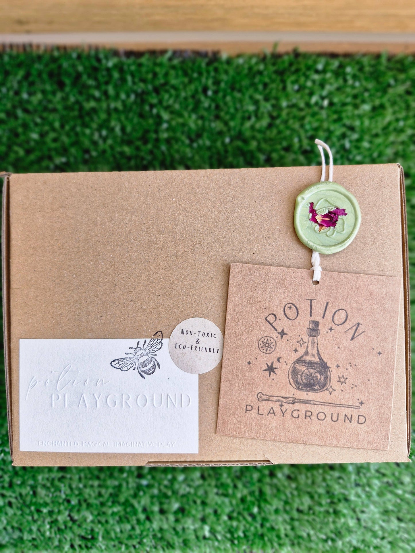 Buzzing Bee Potion Kit