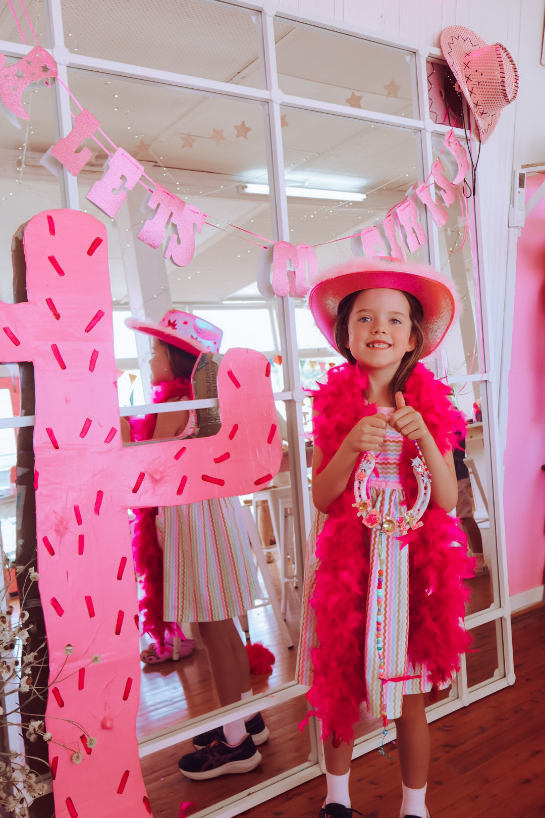 TCMF Workshop - Bedazzled Iron Horseshoe 5+ - Wednesday 21st January 2-3:30pm