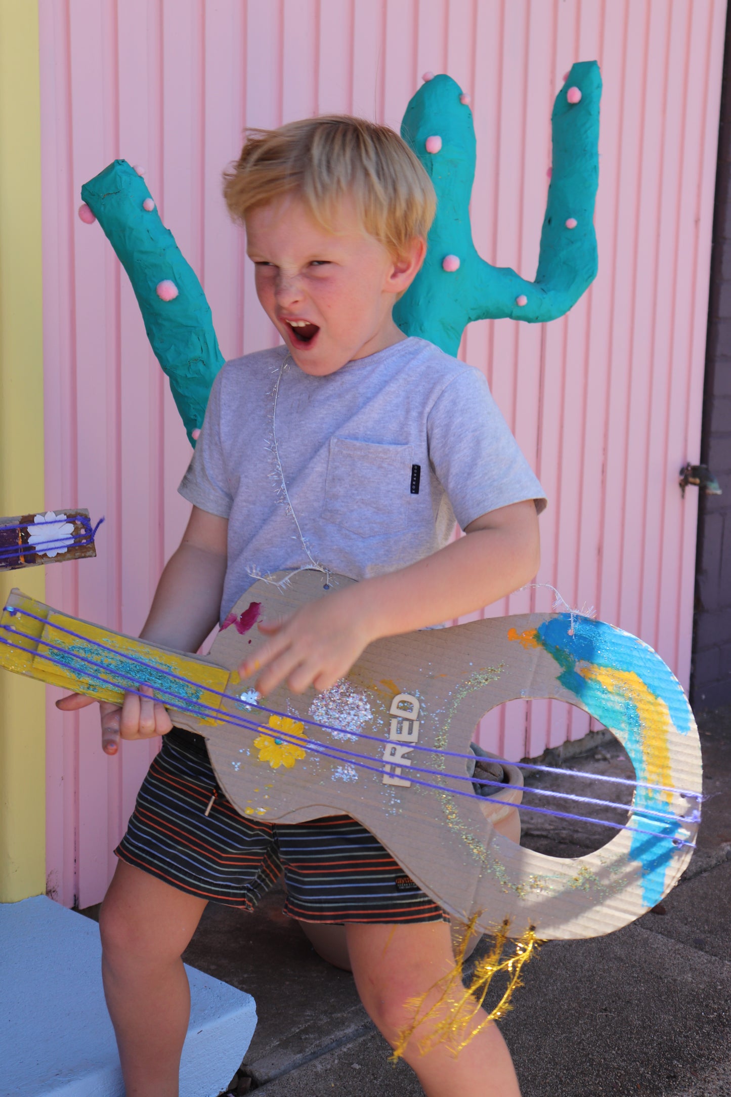 TCMF - “Rhinestone Cowboy” Guitar and Bowlo Tie 3+ - Tuesday 21st 11-12pm