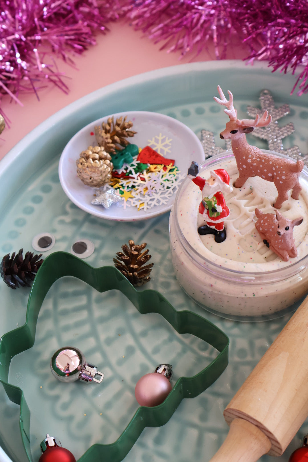 Christmas Play-dough Club - Thursday 11th December (10 -10:30am)