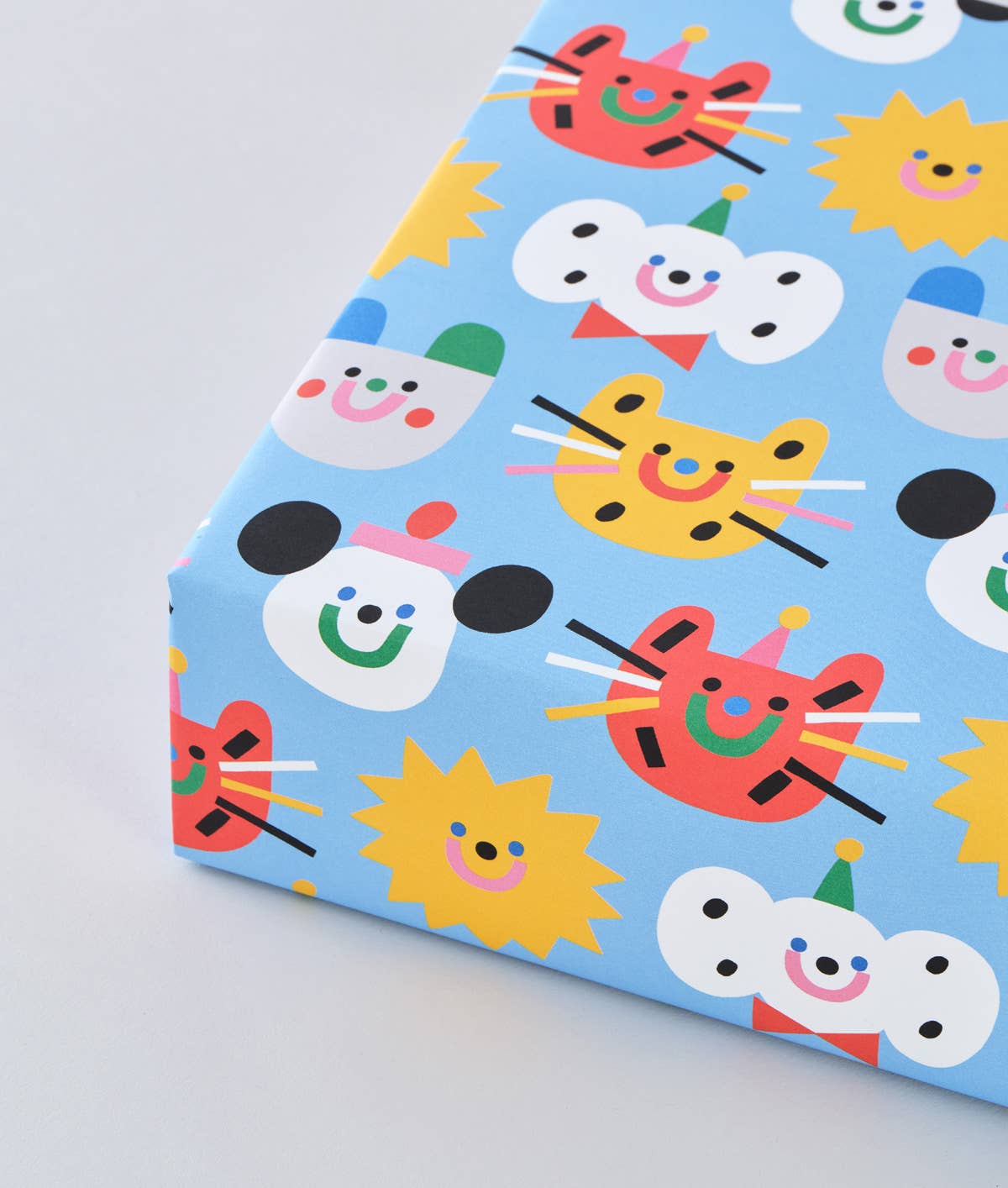 Happy Friends' Gift Wrap
