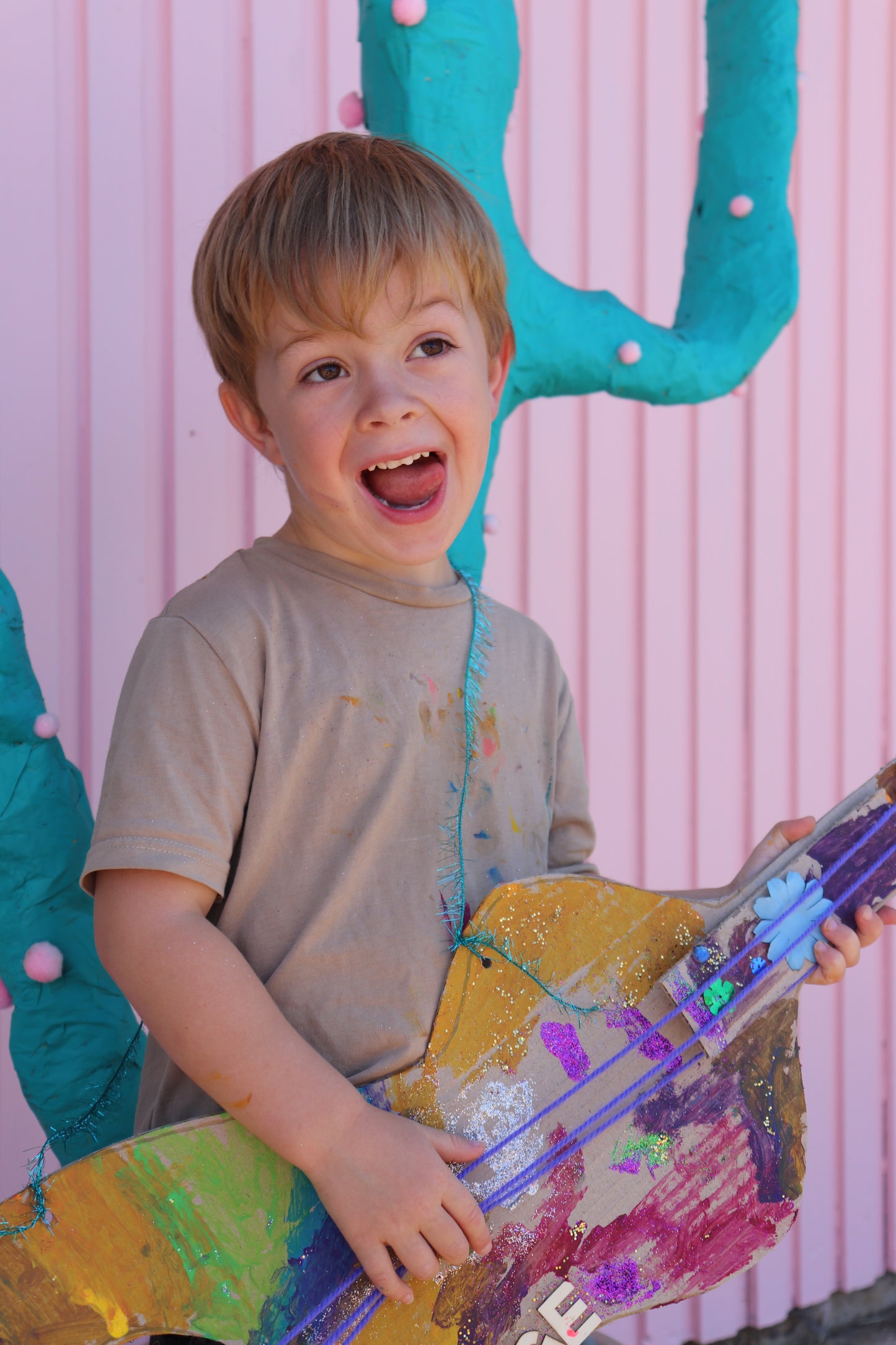 TCMF - “Rhinestone Cowboy” Guitar and Bowlo Tie 3+ - Tuesday 21st 11-12pm