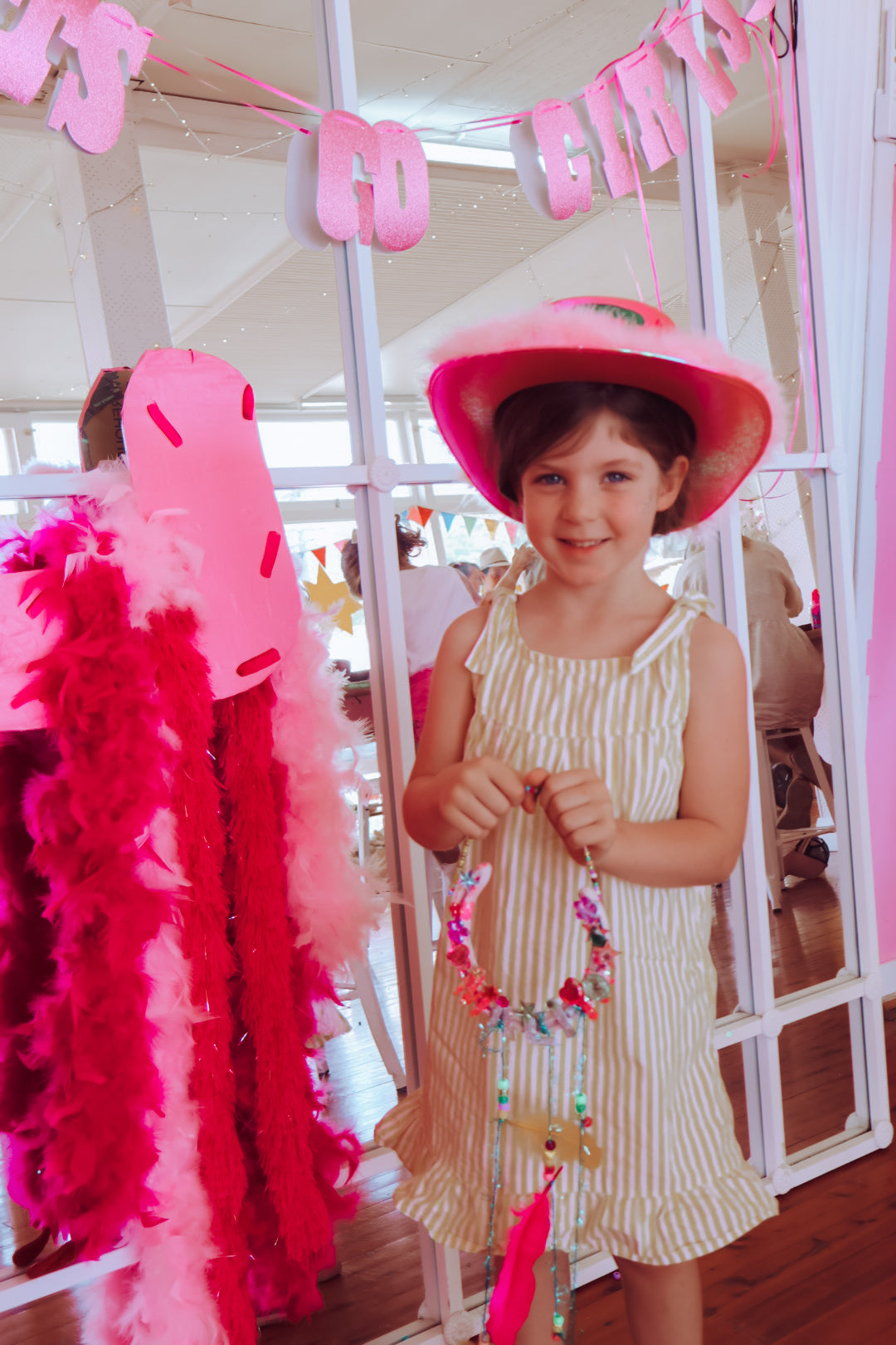 TCMF Workshop - Bedazzled Iron Horseshoe 5+ - Wednesday 21st January 2-3:30pm