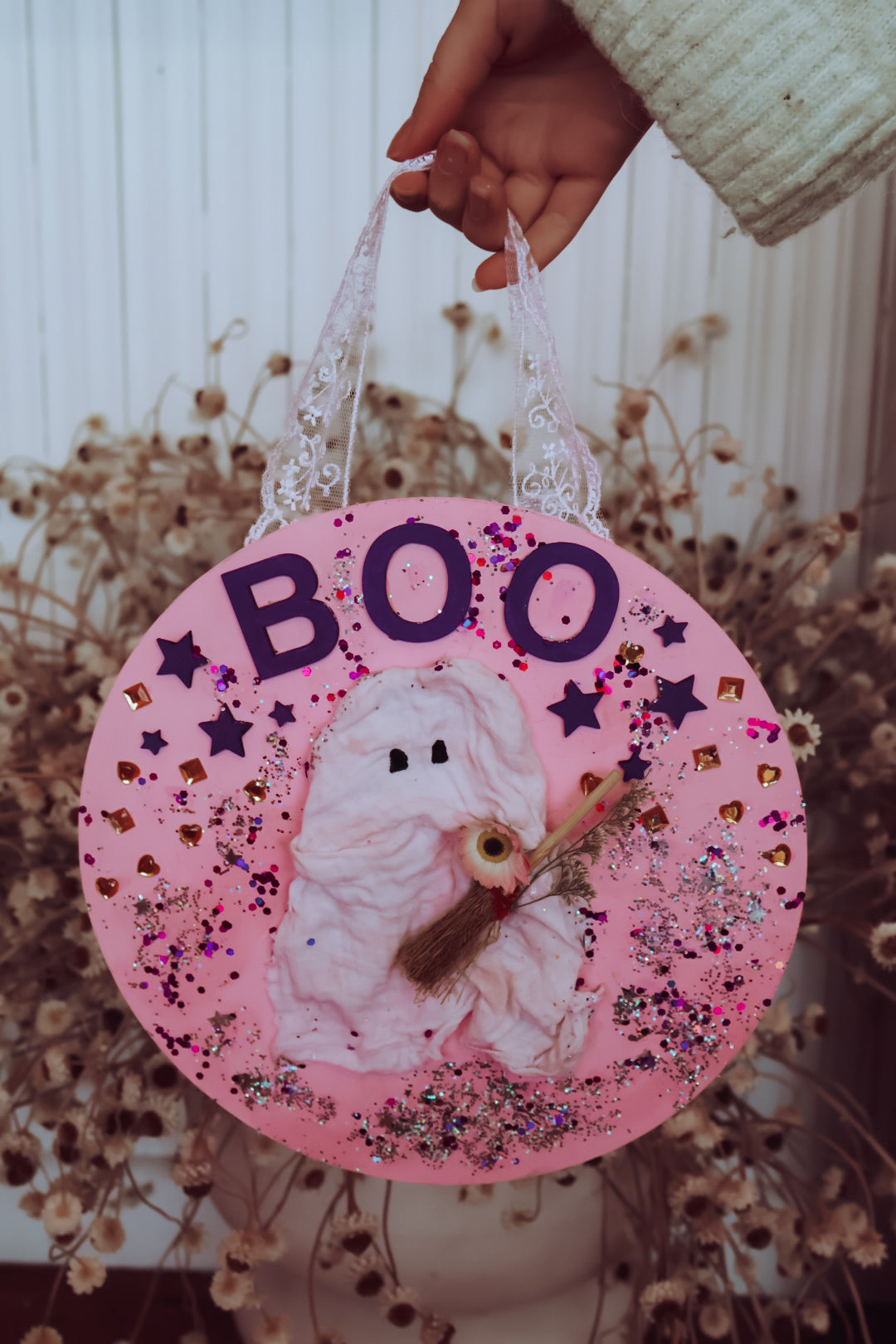Glittery Ghost Hangs + Fairy Floss + Face-paint (5yrs+) OCTOER 7th 11:00- 12:30pm