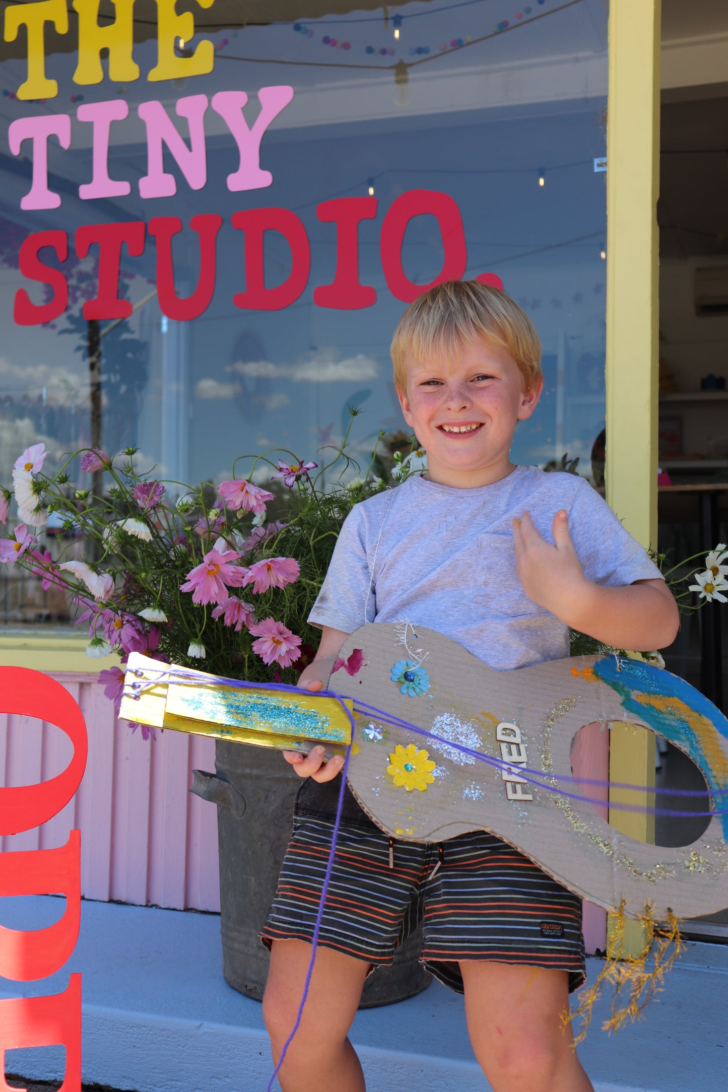 TCMF - “Rhinestone Cowboy” Guitar and Bowlo Tie 3+ - Tuesday 21st 11-12pm