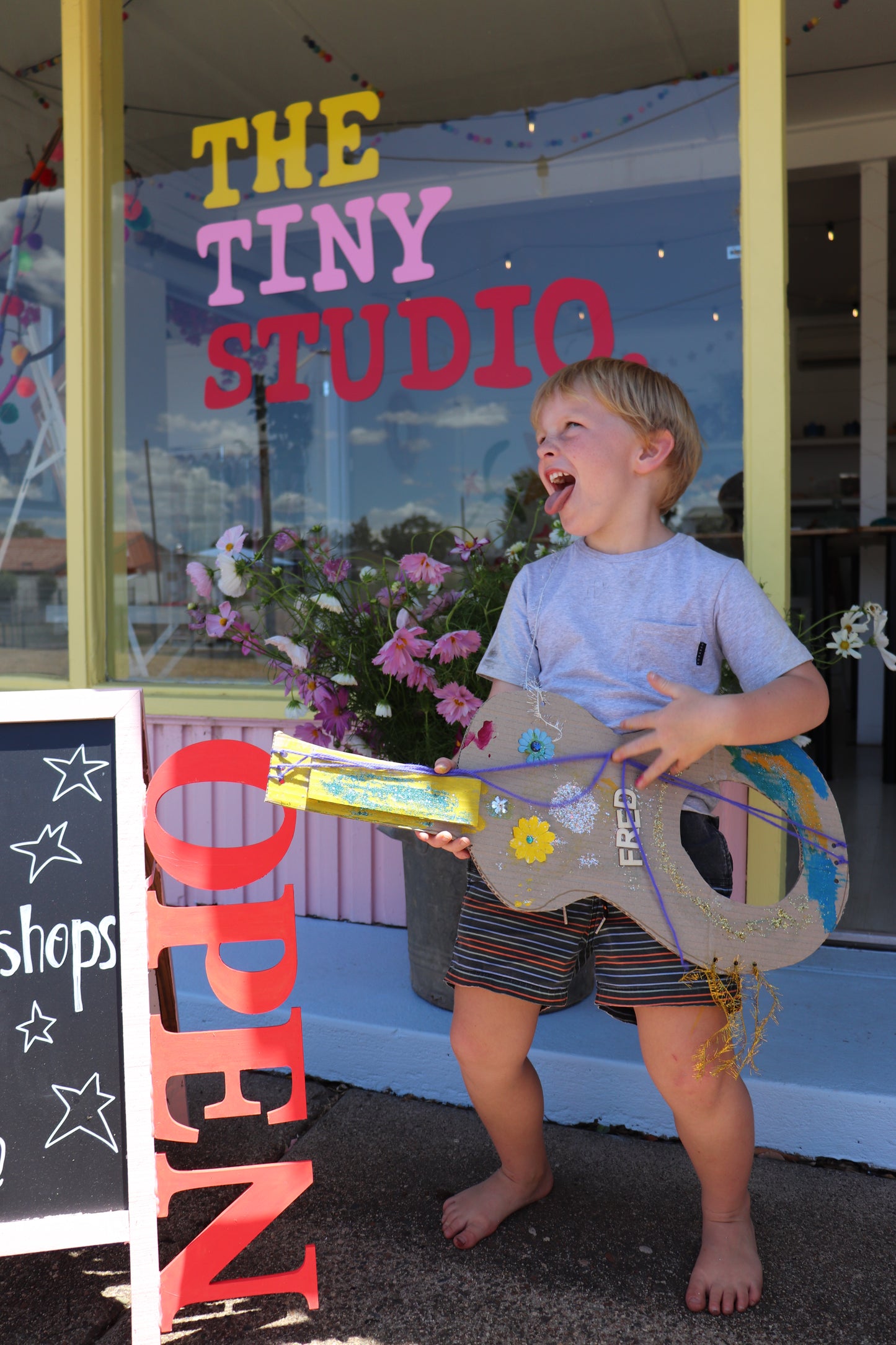 TCMF - “Rhinestone Cowboy” Guitar and Bowlo Tie 3+ - Tuesday 21st 11-12pm