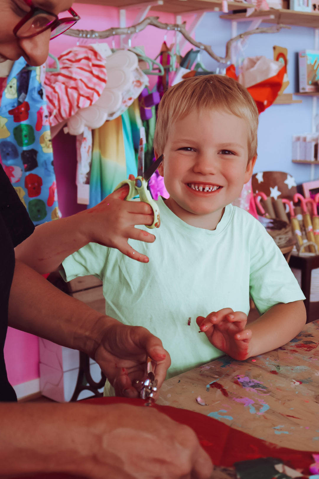 TCMF - “Little ones” Cardboard Guitar and sheriff badge - Friday 23rd January (10-11:30am) 3years +