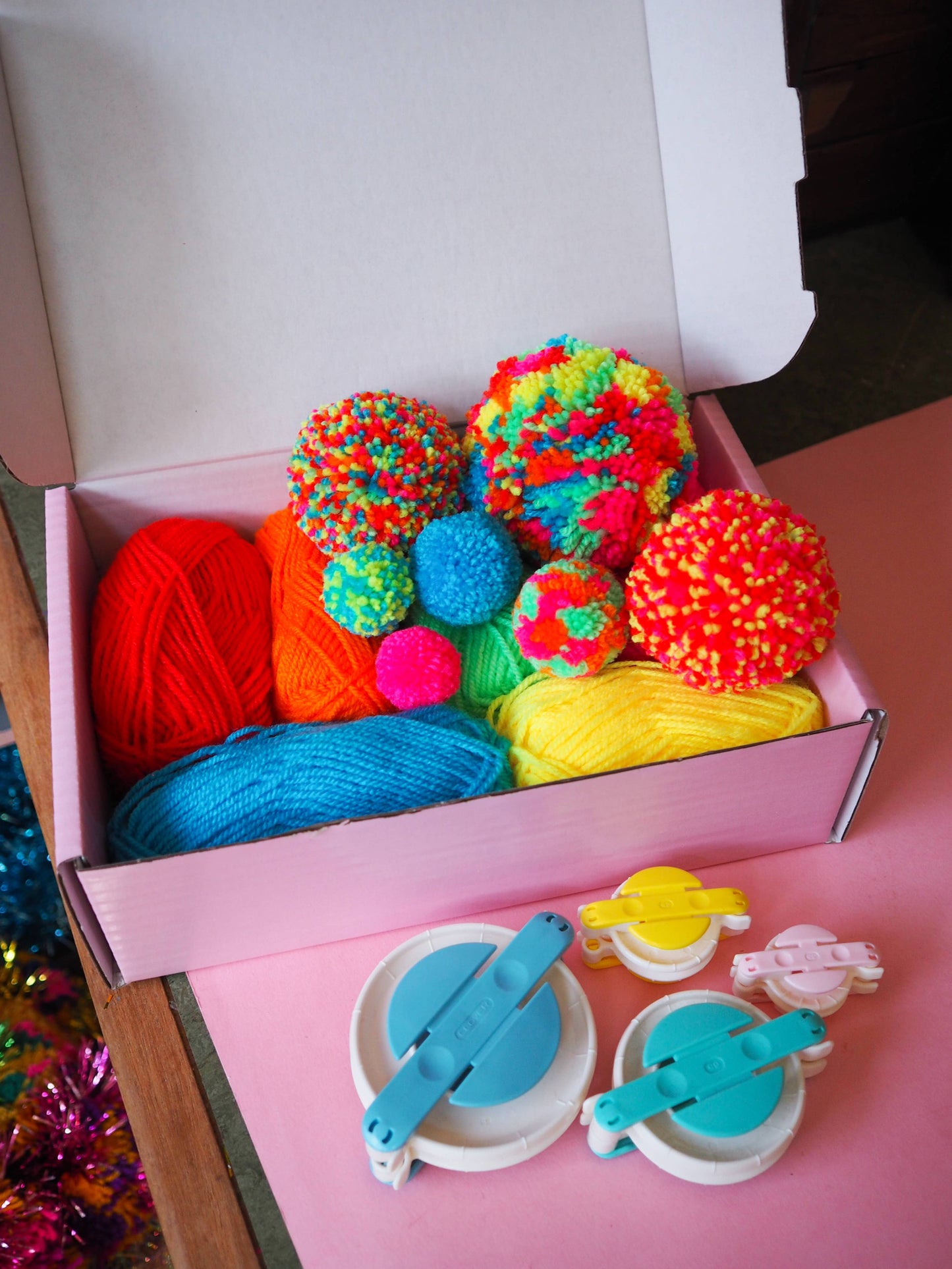 Bright Starter Pom Pom Kit